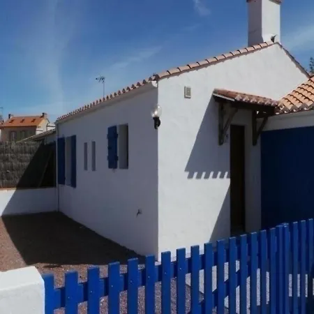 Holiday home Maison 3 Pieces Avec Jardin, Proche Plage A Noirmoutier - Fr-1-224B-681 *
