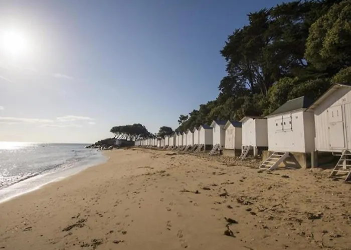 度假居 Maison 3 Pieces Avec Jardin, Proche A - Fr-1-224b-681 诺亚芒提亚